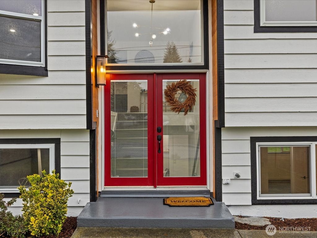 Photo of 29204 39th Avenue S, Auburn, WA 98001 (MLS # 2460835)