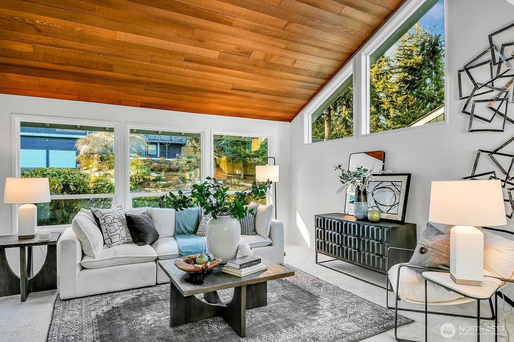 Photo of 15813 23rd Lane SE, Mill Creek, WA 98012 (MLS # 2331899)
