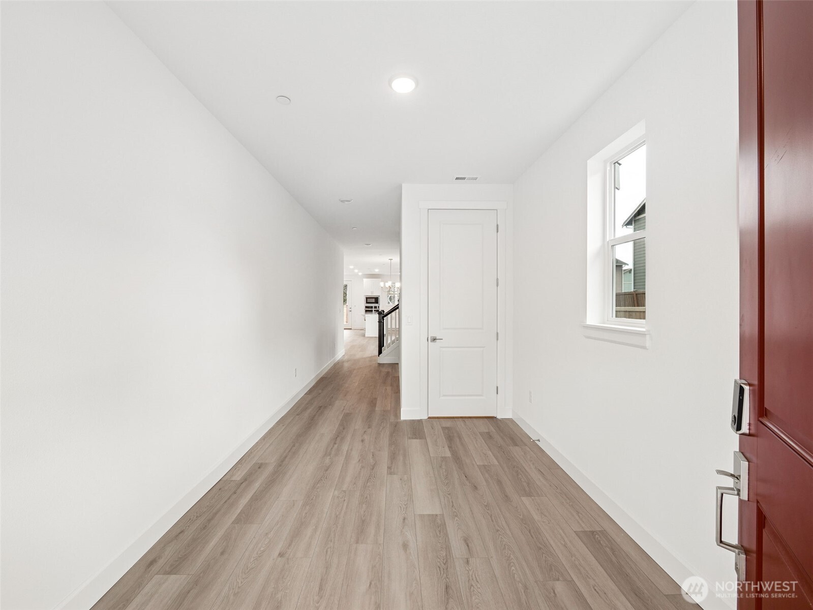 9713 205th Street E 31