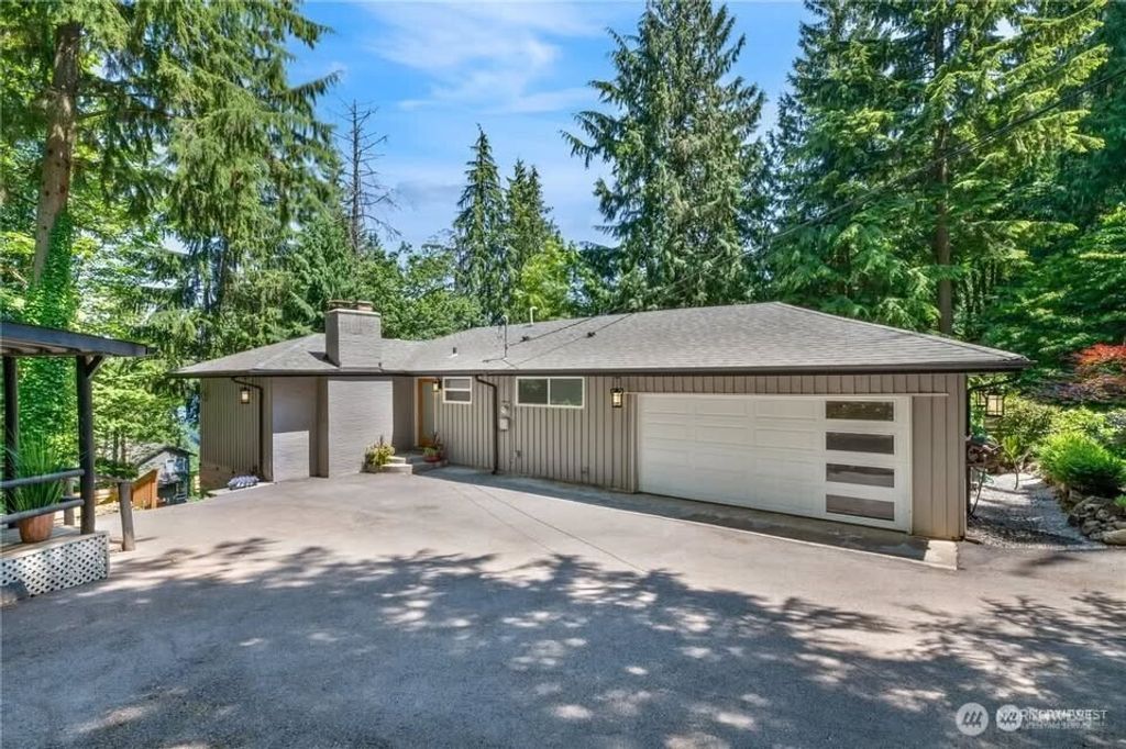 Photo of 17406 SE 60th Street, Bellevue, WA 98006 (MLS # 2448885)