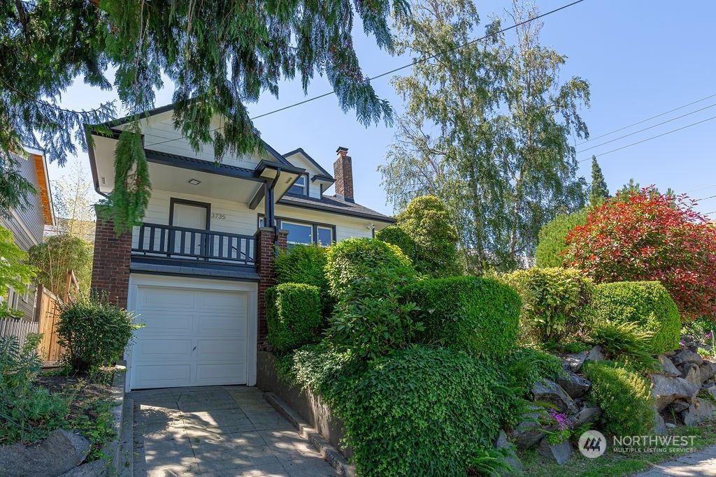 Photo of 3735 Bagley Avenue N, Seattle, WA 98103 (MLS # 2262931)