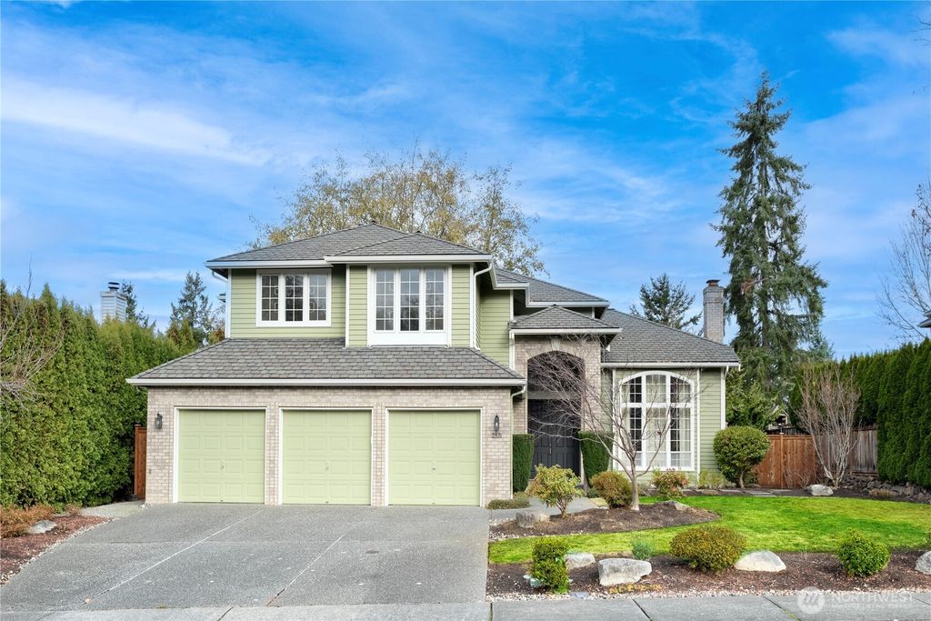 Photo of 2531 57th Street SW, Everett, WA 98203 (MLS # 2458928)