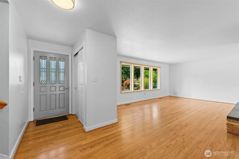 318 Ranger Drive SE
