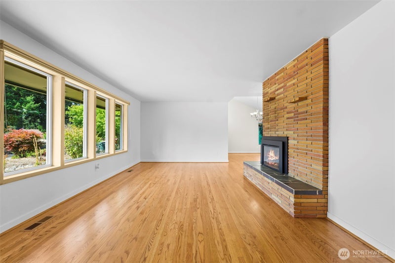 318 Ranger Drive SE