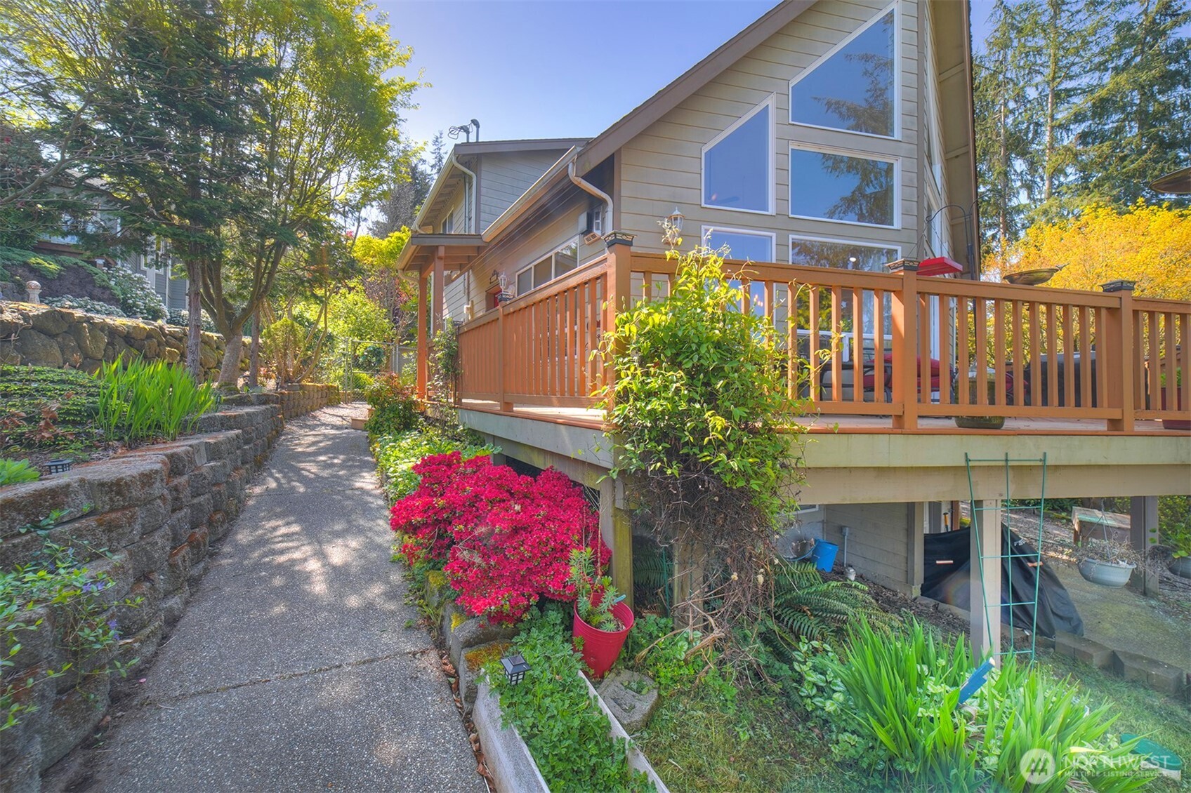 37410 Olympic View Road NE