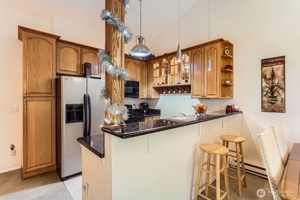 Photo of 12429 NE 130 Ct Ct NE #G304, Kirkland, WA 98034 (MLS # 2386861)