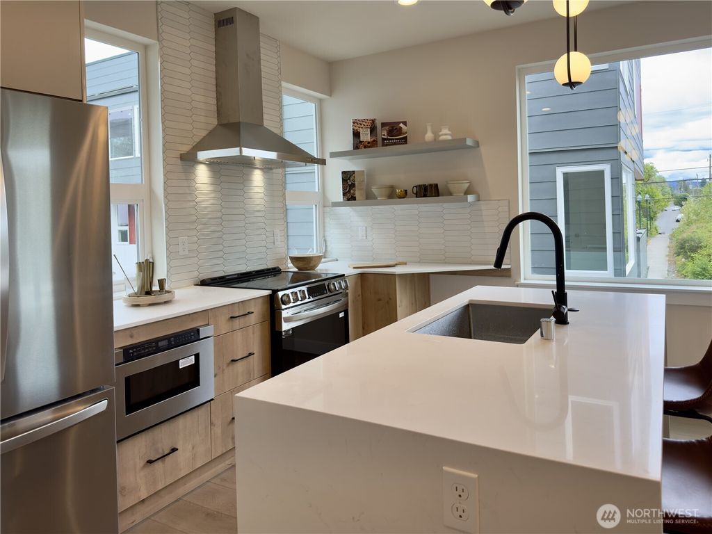 Photo of 6945 42nd Avenue S, Seattle, WA 98118 (MLS # 2440519)