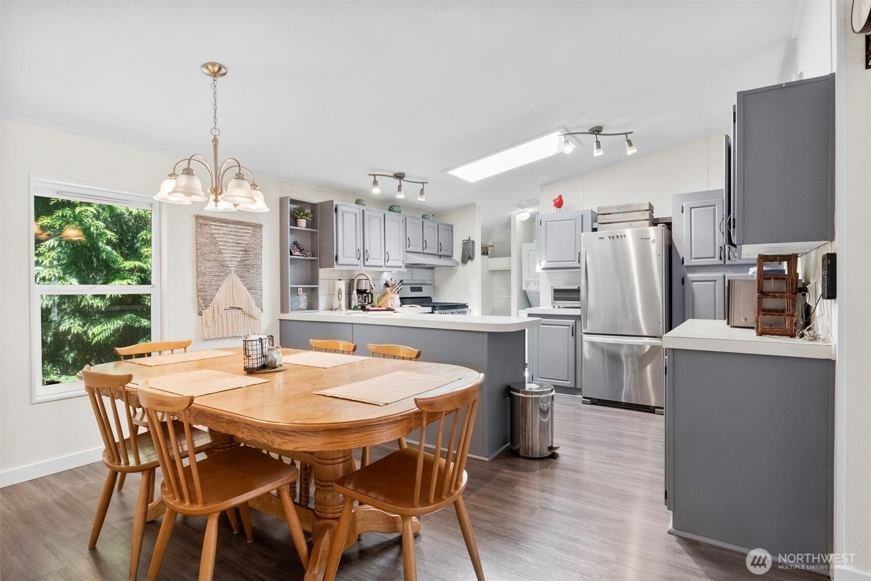 Deming, Washington 98244, United States, 2 Bedrooms Bedrooms, ,2 BathroomsBathrooms,Residential,Active,106277