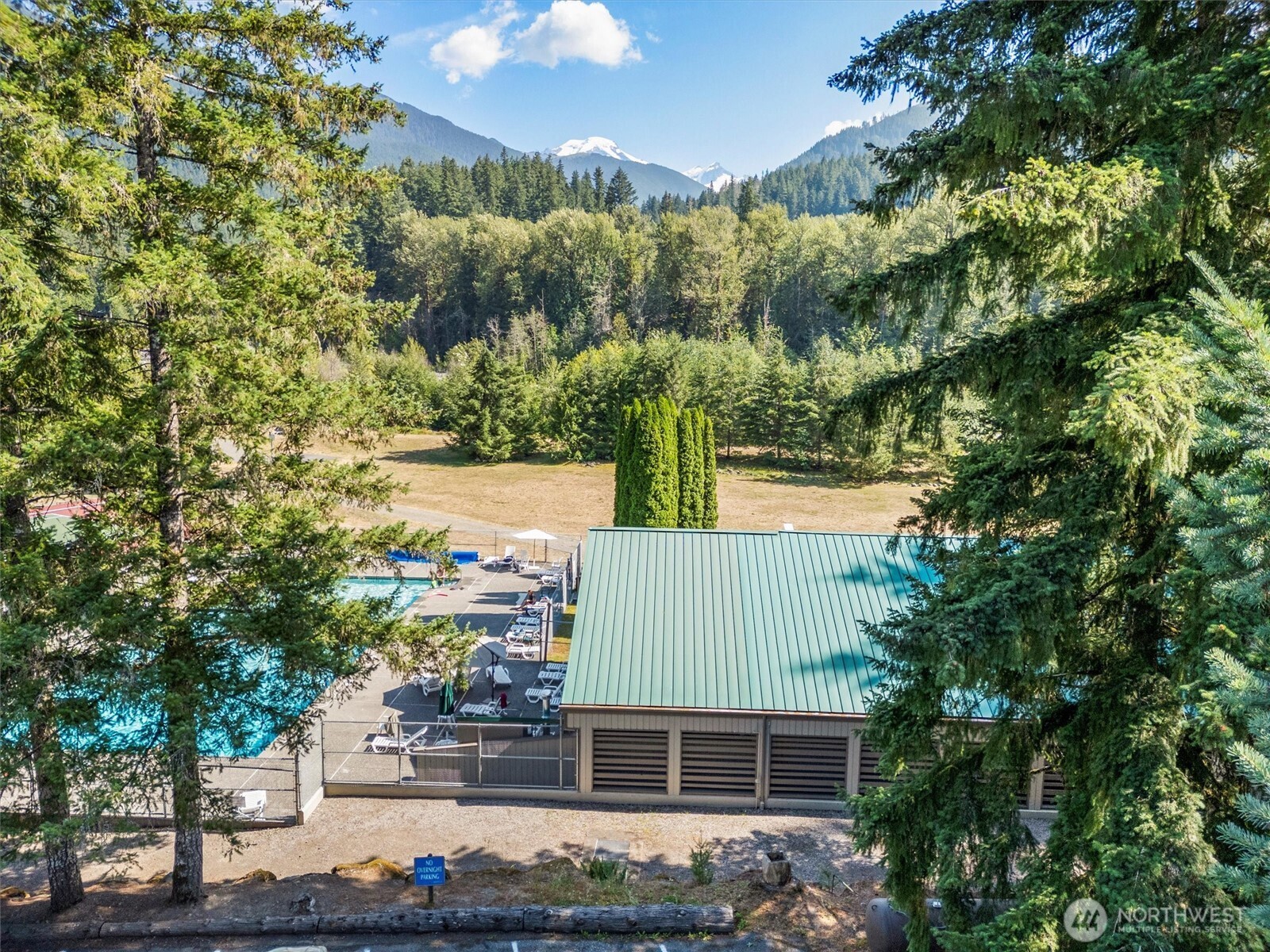 Deming, Washington 98244, United States, 2 Bedrooms Bedrooms, ,2 BathroomsBathrooms,Residential,Active,106277