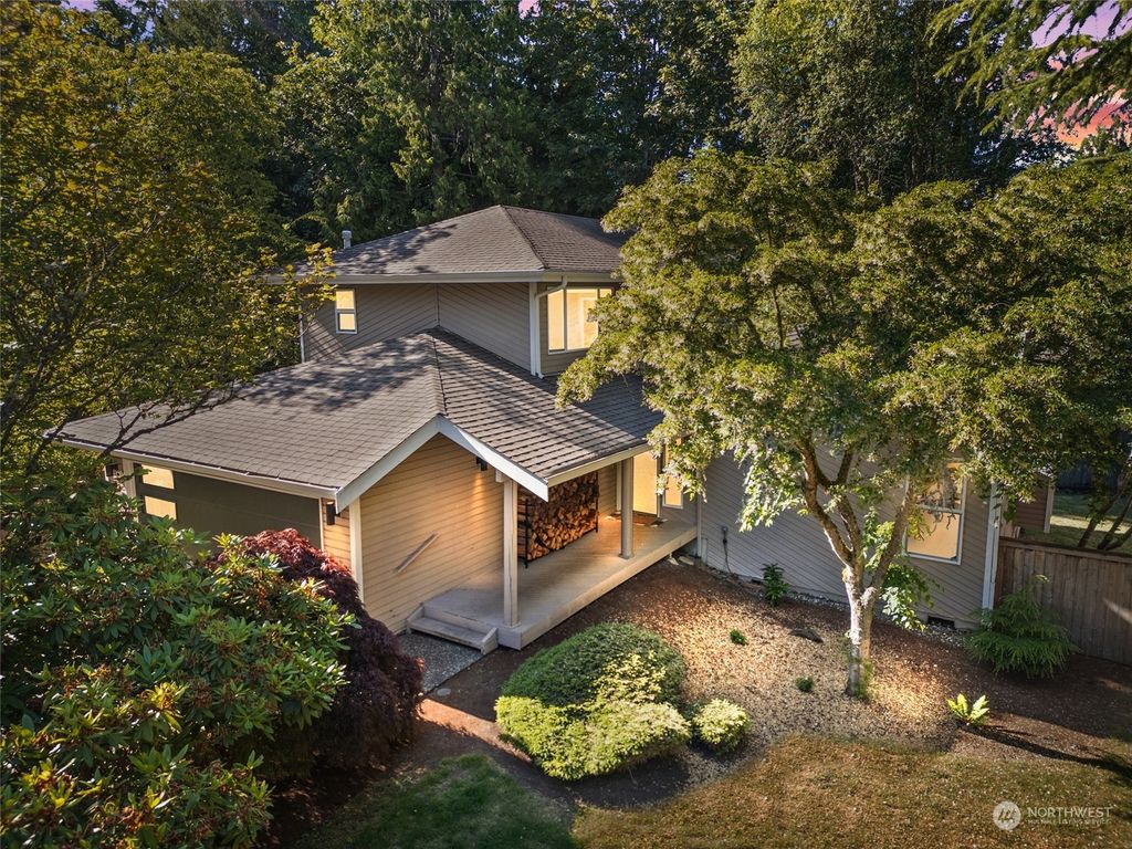 Photo of 19426 88th Avenue W, Edmonds, WA 98026 (MLS # 2256013)