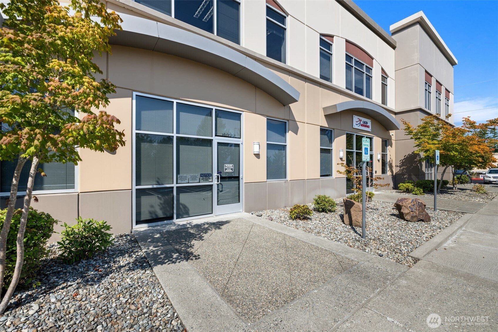 8022 SE Bracken Place