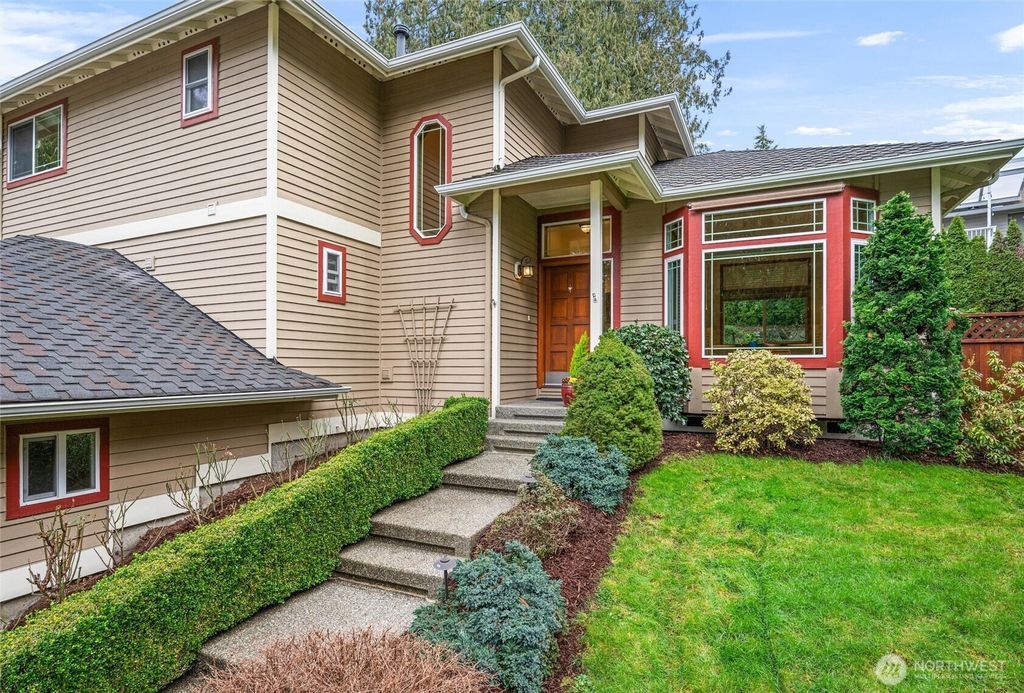 Photo of 18109 Vineway Place, Arlington, WA 98223 (MLS # 2338491)