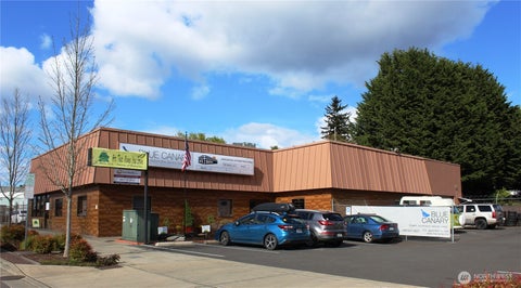 Photo of 706 Pacific Avenue, Bremerton, WA 98337 (MLS # 2593830)