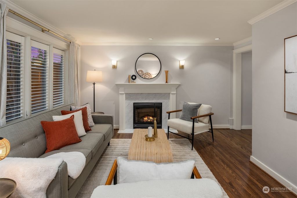 Photo of 4511 49th Avenue NE, Seattle, WA 98105 (MLS # 2321926)