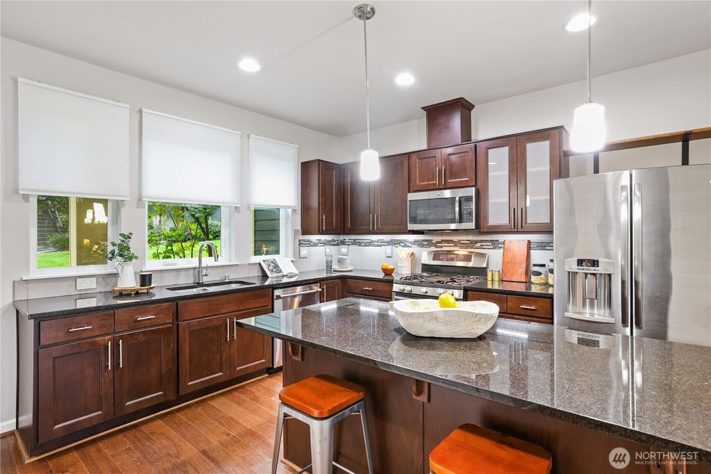 Photo of 2534 NE Mulberry Walk Walk, Issaquah, WA 98029 (MLS # 2417233)