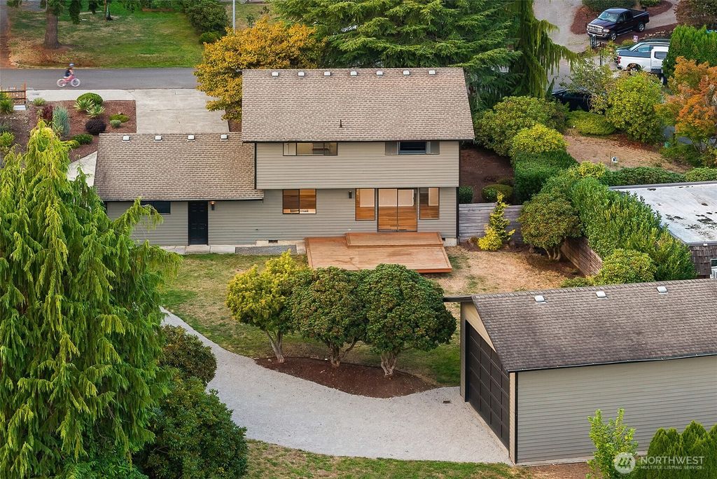 Photo of 11404 17th Place NE, Lake Stevens, WA 98258 (MLS # 2430441)