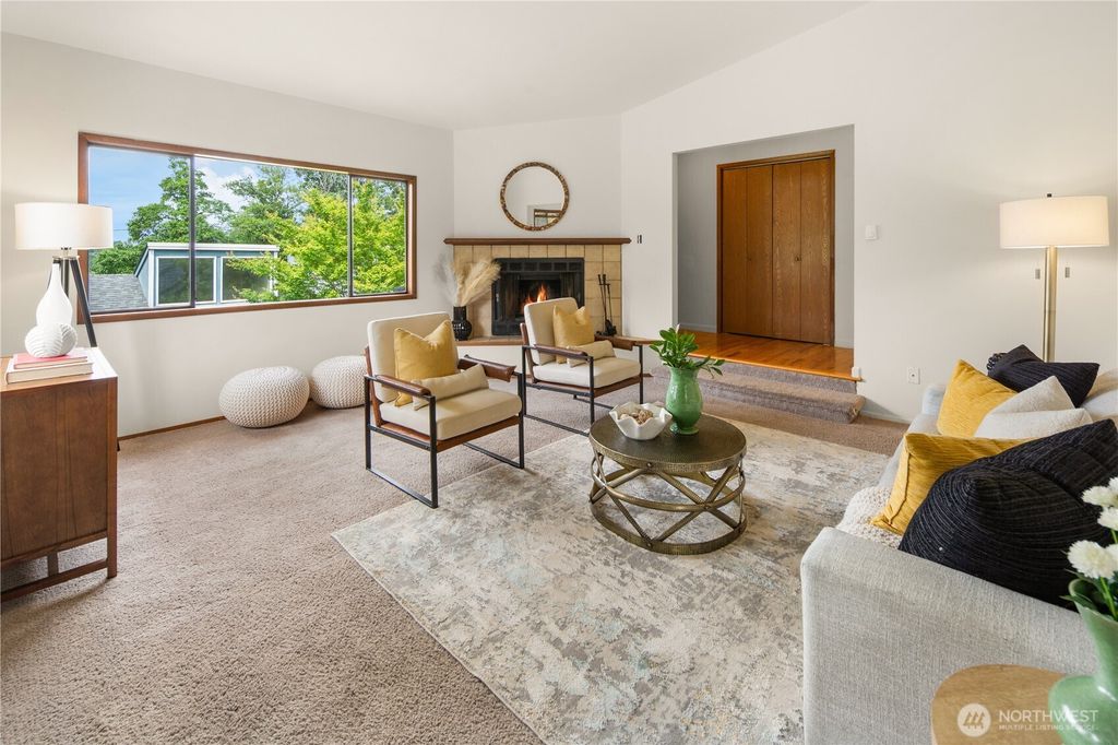 Photo of 1710 30th Avenue, Seattle, WA 98122 (MLS # 2529389)