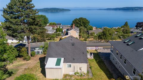 Photo of 1810 Rainier Street, Steilacoom, WA 98388 (MLS # 2408072)