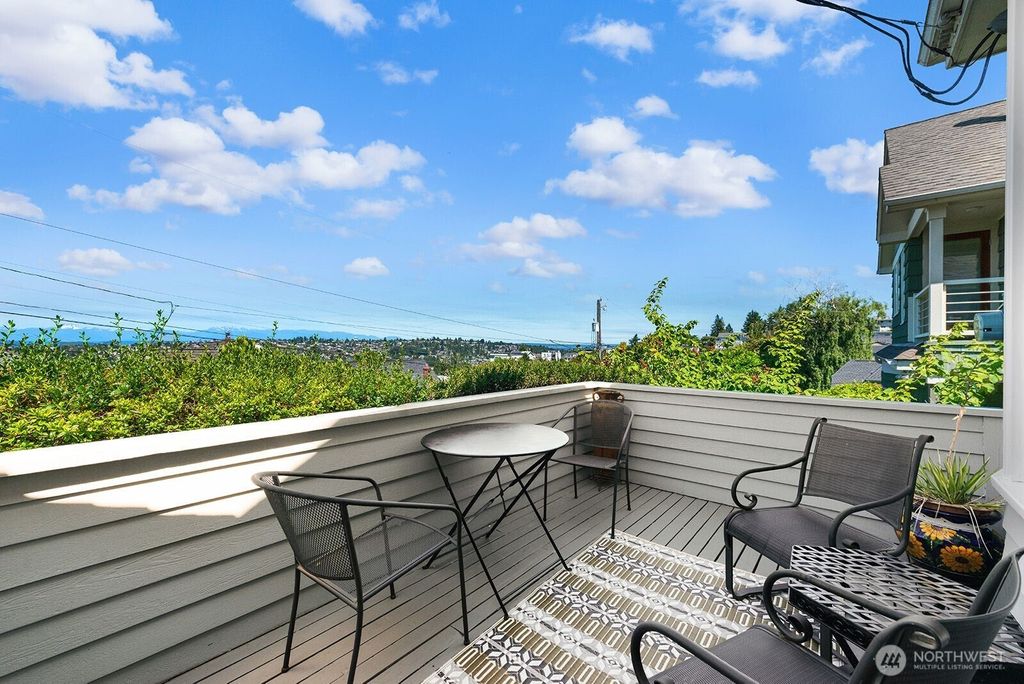 Photo of 1816 9th Avenue W, Seattle, WA 98119 (MLS # 2422179)