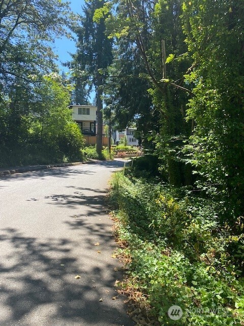 8 136th Avenue SE