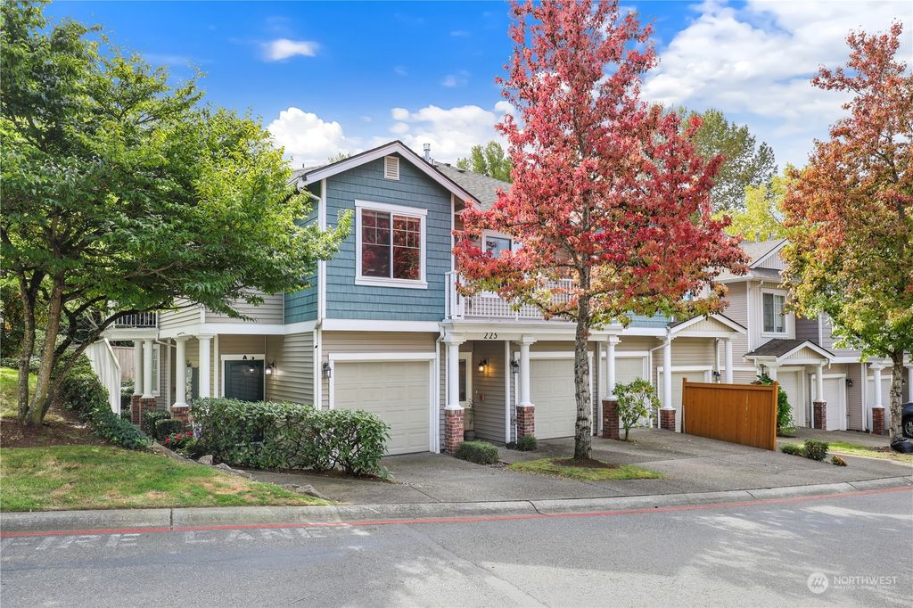 Photo of 225 S 51st Street #B, Renton, WA 98055 (MLS # 2297738)