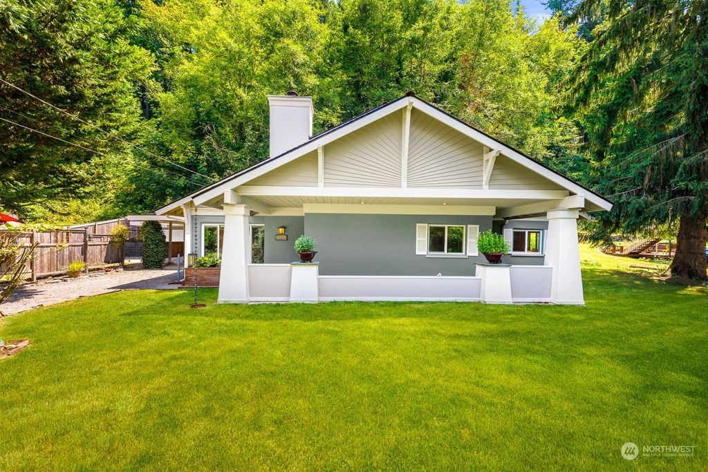 Photo of 20266 37th Avenue NE, Lake Forest Park, WA 98155 (MLS # 2137921)