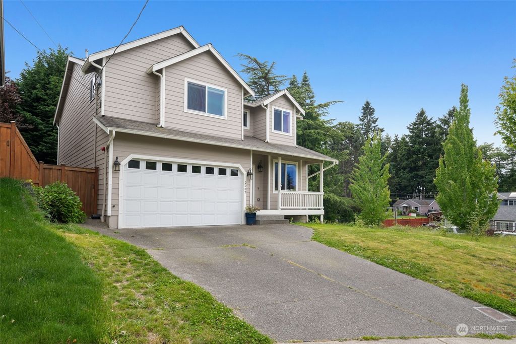 Photo of 2237 SW 103rd Place, Seattle, WA 98146 (MLS # 2252347)