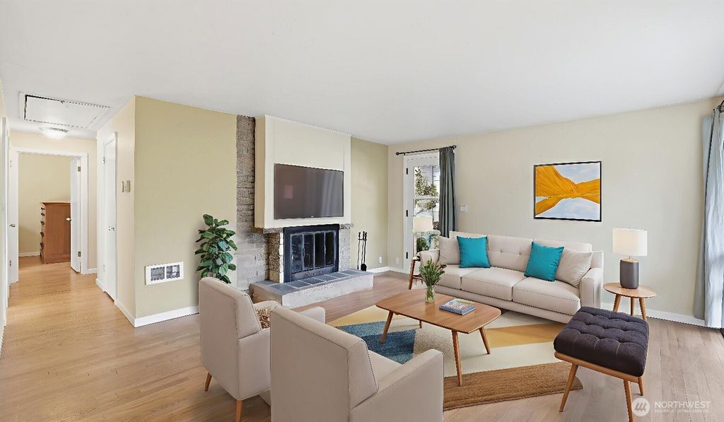 Photo of 4721 26th Avenue SW, Seattle, WA 98106 (MLS # 2479974)