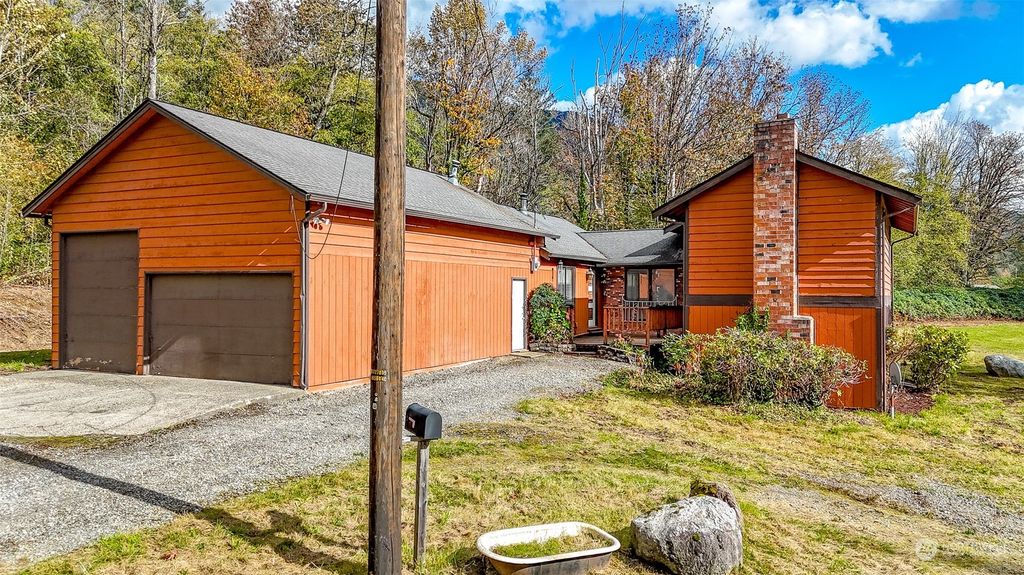 Photo of 34123 SE Hudson Road, Ravensdale, WA 98051 (MLS # 2303057)