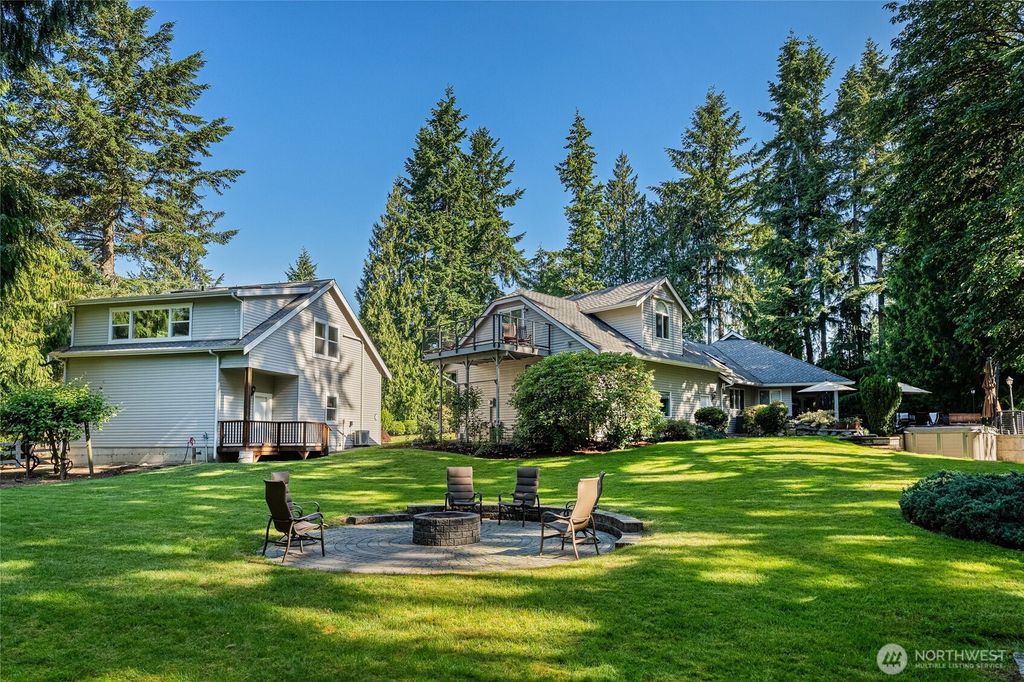 Photo of 15618 163rd Avenue NE, Woodinville, WA 98072 (MLS # 2429967)
