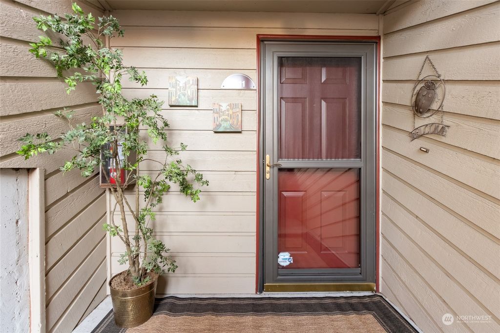 Photo of 15254 Sunwood Boulevard #E11, Tukwila, WA 98188 (MLS # 2006720)