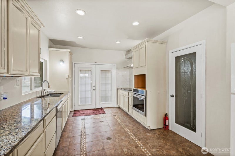 4012 Rucker Avenue