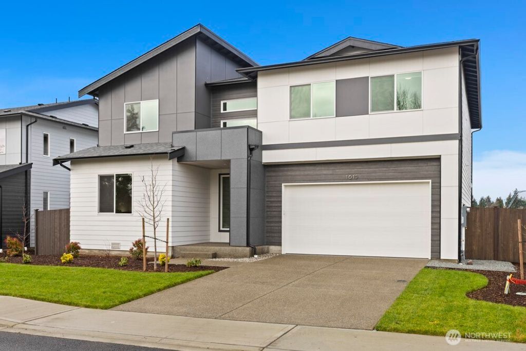 Photo of 1511 141st Street E #71, Tacoma, WA 98445 (MLS # 2502556)