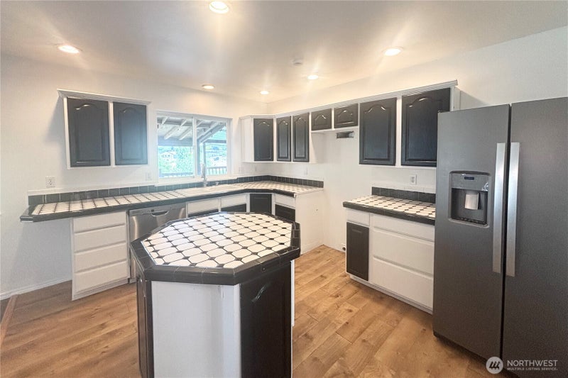 2261 Pleasant Hill Road