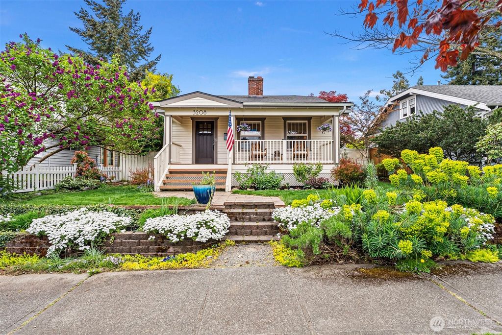 Photo of 3208 N 9th Street, Tacoma, WA 98406 (MLS # 2516665)