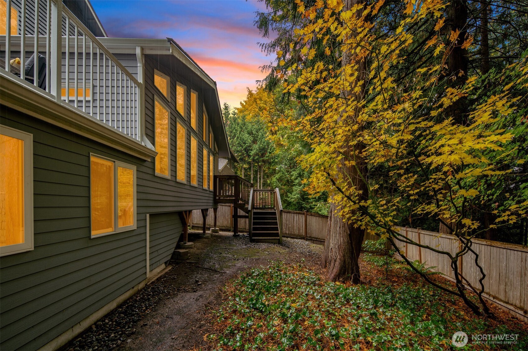 Redmond, Washington 98052, United States, 3 Bedrooms Bedrooms, ,2 BathroomsBathrooms,Residential,Active,234303