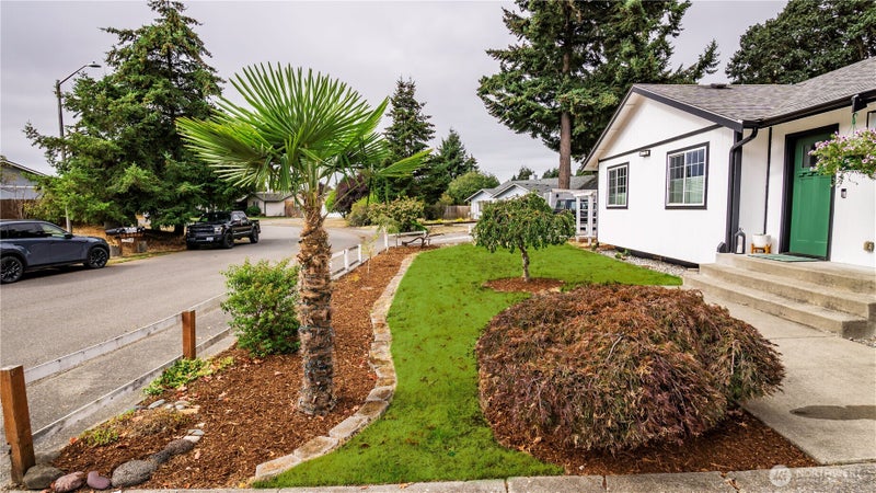 412 Volesky Drive SE