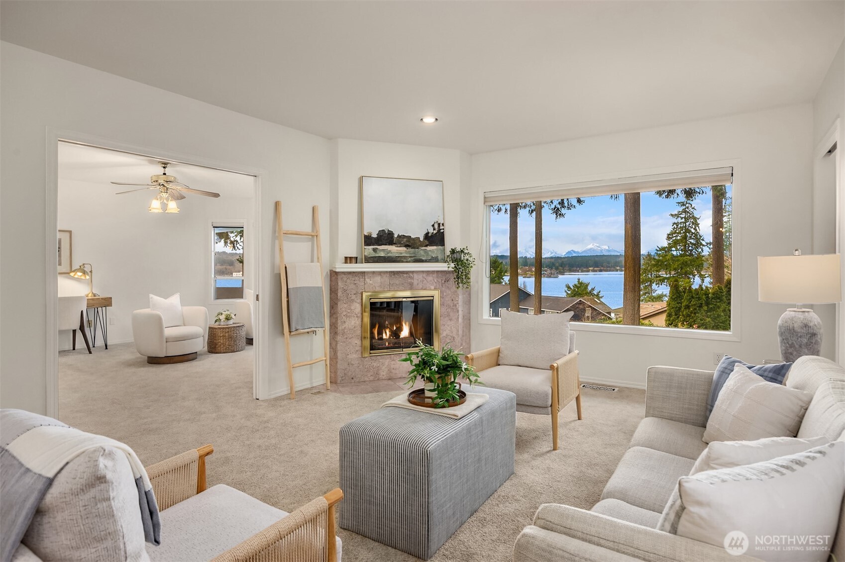 15985 Lindsey Lane NE