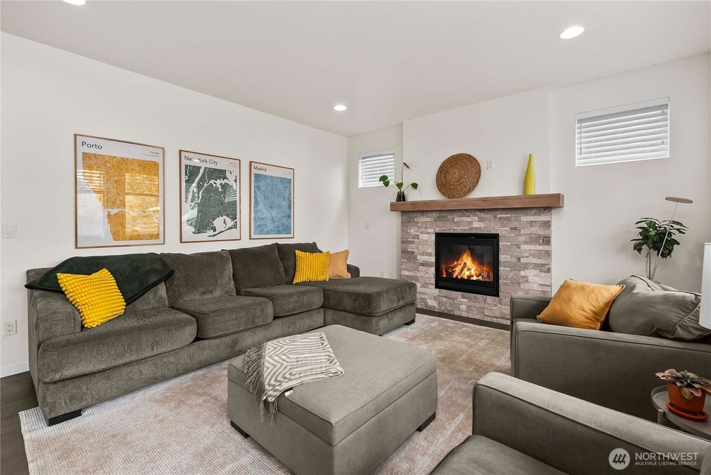 Photo of 10214 SE 268th Place, Kent, WA 98030 (MLS # 2510179)