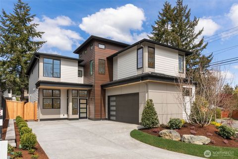 Photo of 13128 NE 103rd Place, Kirkland, WA 98033 (MLS # 2509676)