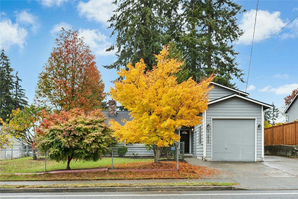 Photo of 21805 52nd Avenue W, Mountlake Terrace, WA 98043 (MLS # 2593407)