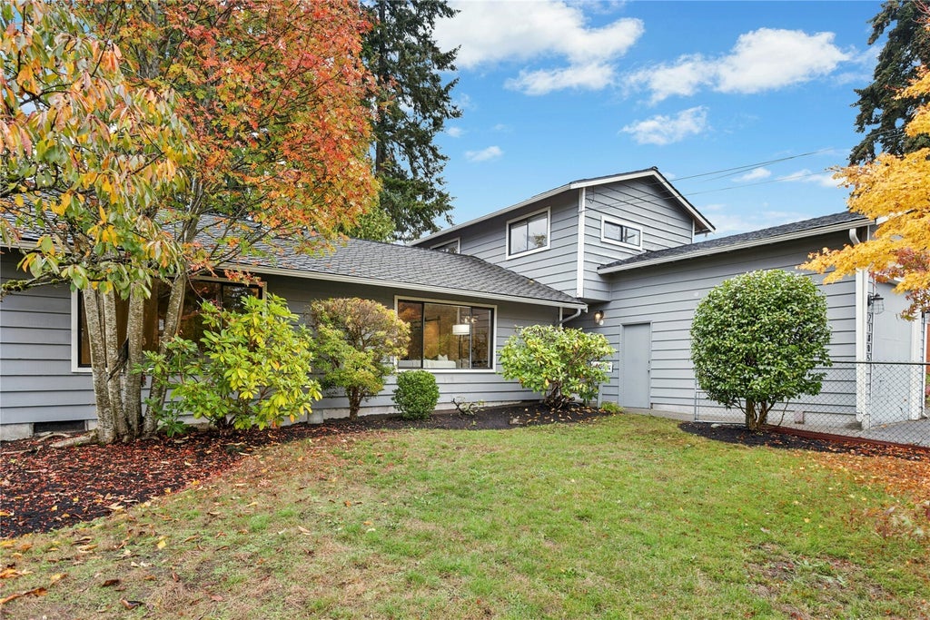 Photo of 21805 52nd Avenue W, Mountlake Terrace, WA 98043 (MLS # 2593407)