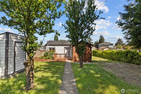Photo of 3533 S Wilkeson Street, Tacoma, WA 98418 (MLS # 2525937)