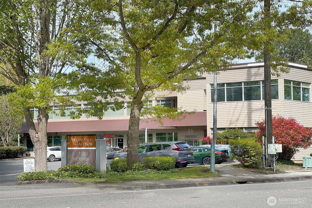 Photo of 17530 NE Union Hill Rd RD #270, Redmond, WA 98052 (MLS # 2594623)