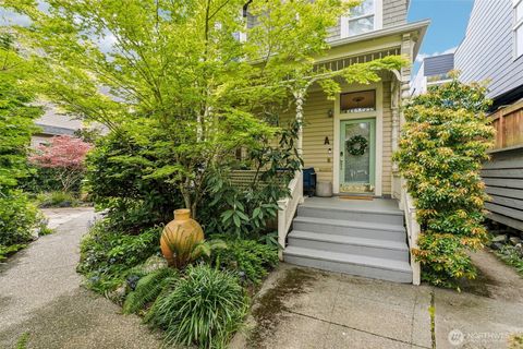 Photo of 917 18th Avenue #A, Seattle, WA 98122 (MLS # 2510005)
