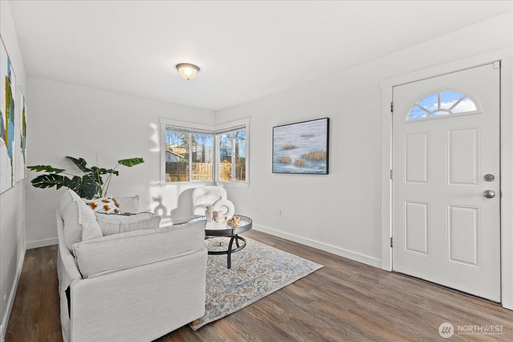 Photo of 5920 S 118th St, Seattle, WA 98178 (MLS # 2501488)