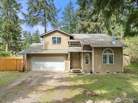 Photo of 22506 Crown Circle SE, Yelm, WA 98597 (MLS # 2511508)