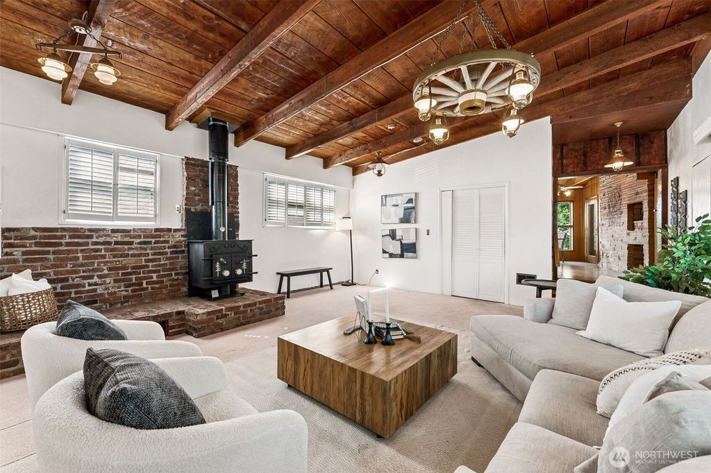 Photo of 19635 4th Avenue S, Des Moines, WA 98148 (MLS # 2491456)