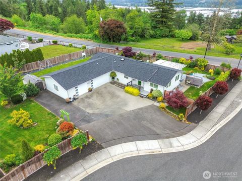 4112 Caldwell Road E Edgewood WA 98372