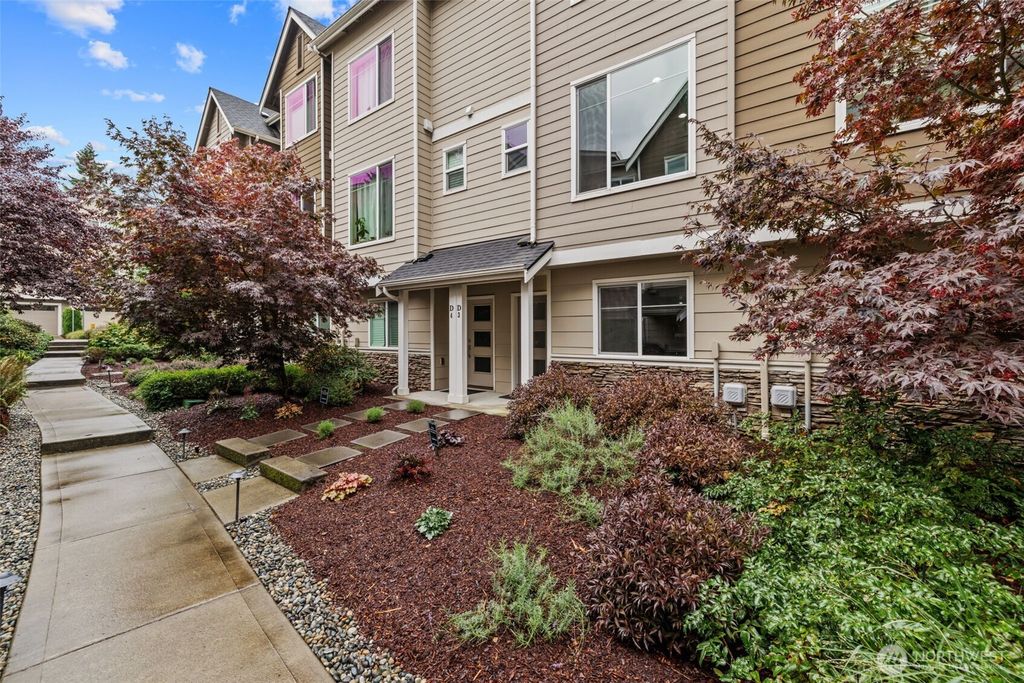 Photo of 12925 3rd Avenue SE #D3, Everett, WA 98208 (MLS # 2440616)
